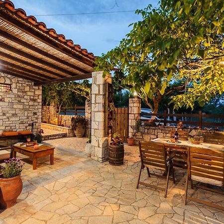 Petalidi Olive Garden Stone House Near The Beach Petalídhion Exterior foto