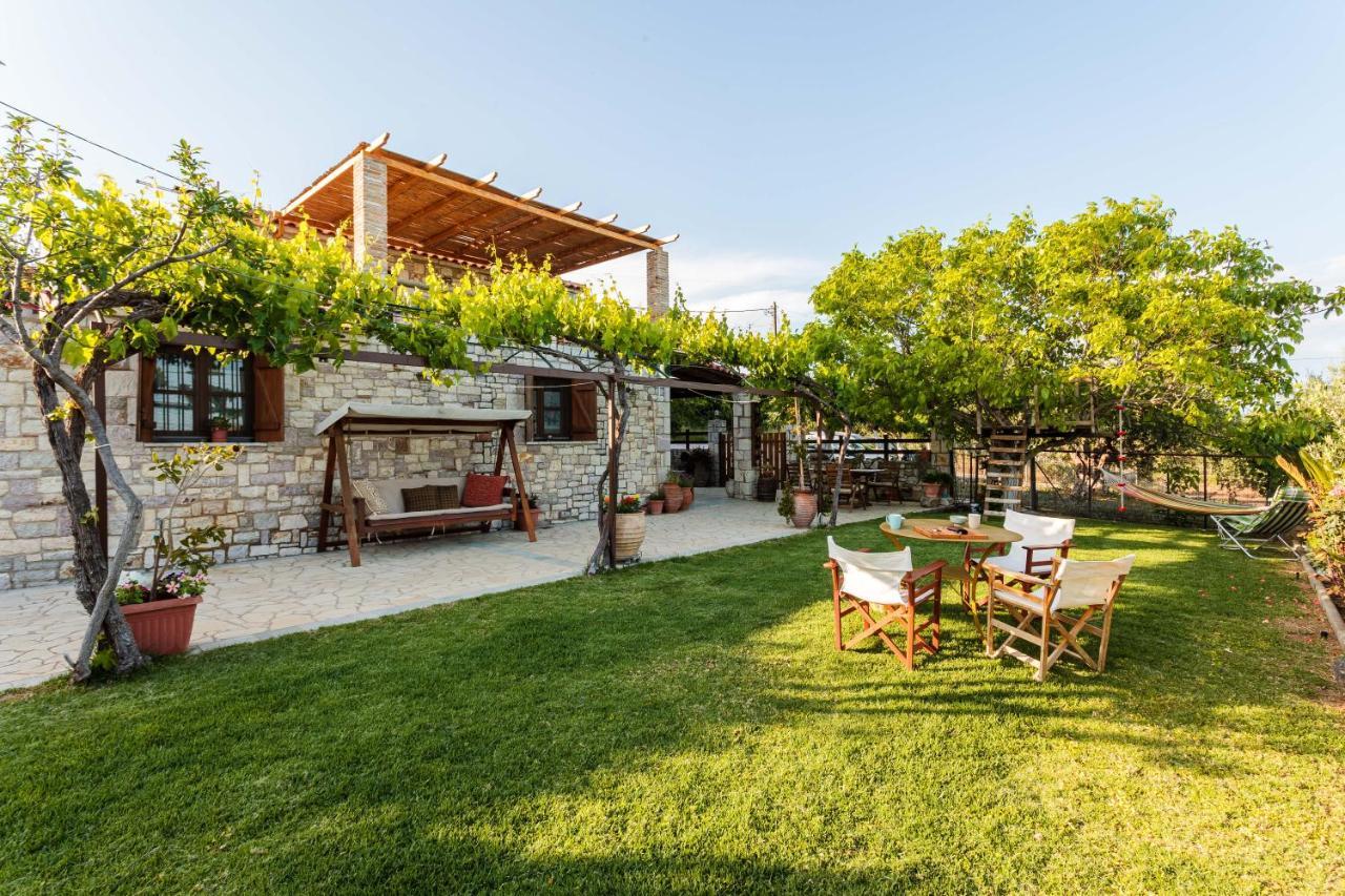 Petalidi Olive Garden Stone House Near The Beach Petalídhion Exterior foto