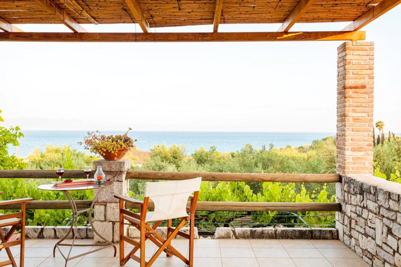 Petalidi Olive Garden Stone House Near The Beach Petalídhion Exterior foto