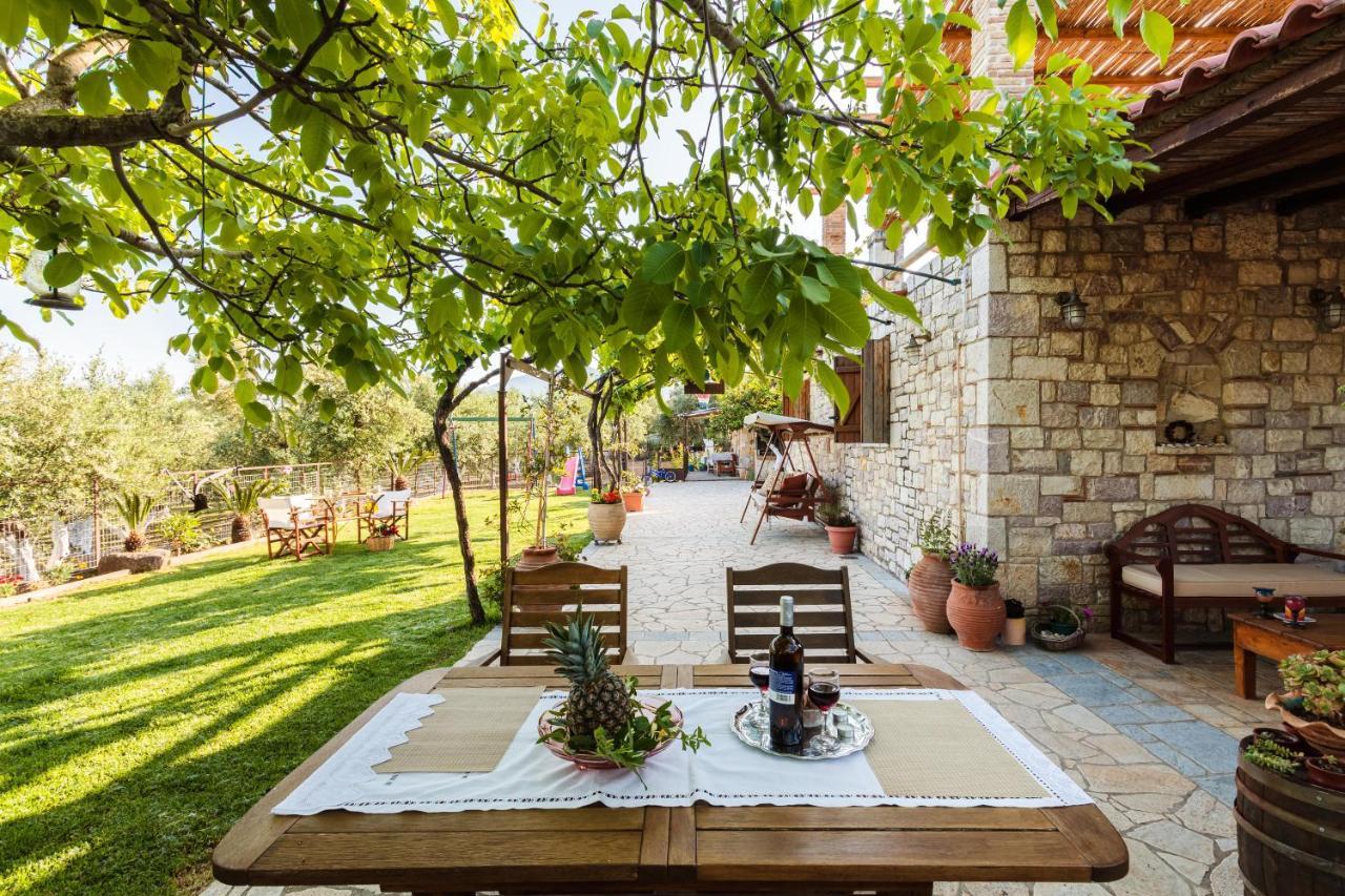Petalidi Olive Garden Stone House Near The Beach Petalídhion Exterior foto