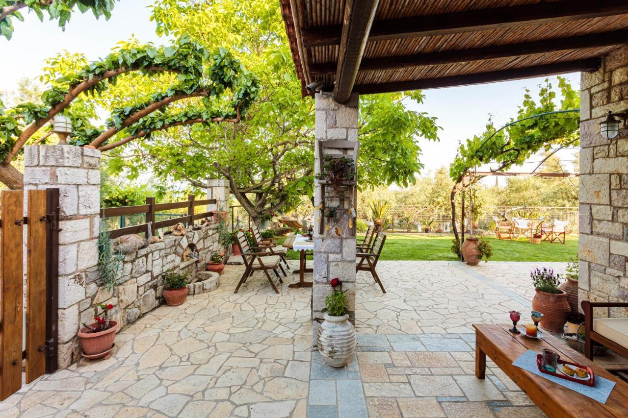 Petalidi Olive Garden Stone House Near The Beach Petalídhion Exterior foto